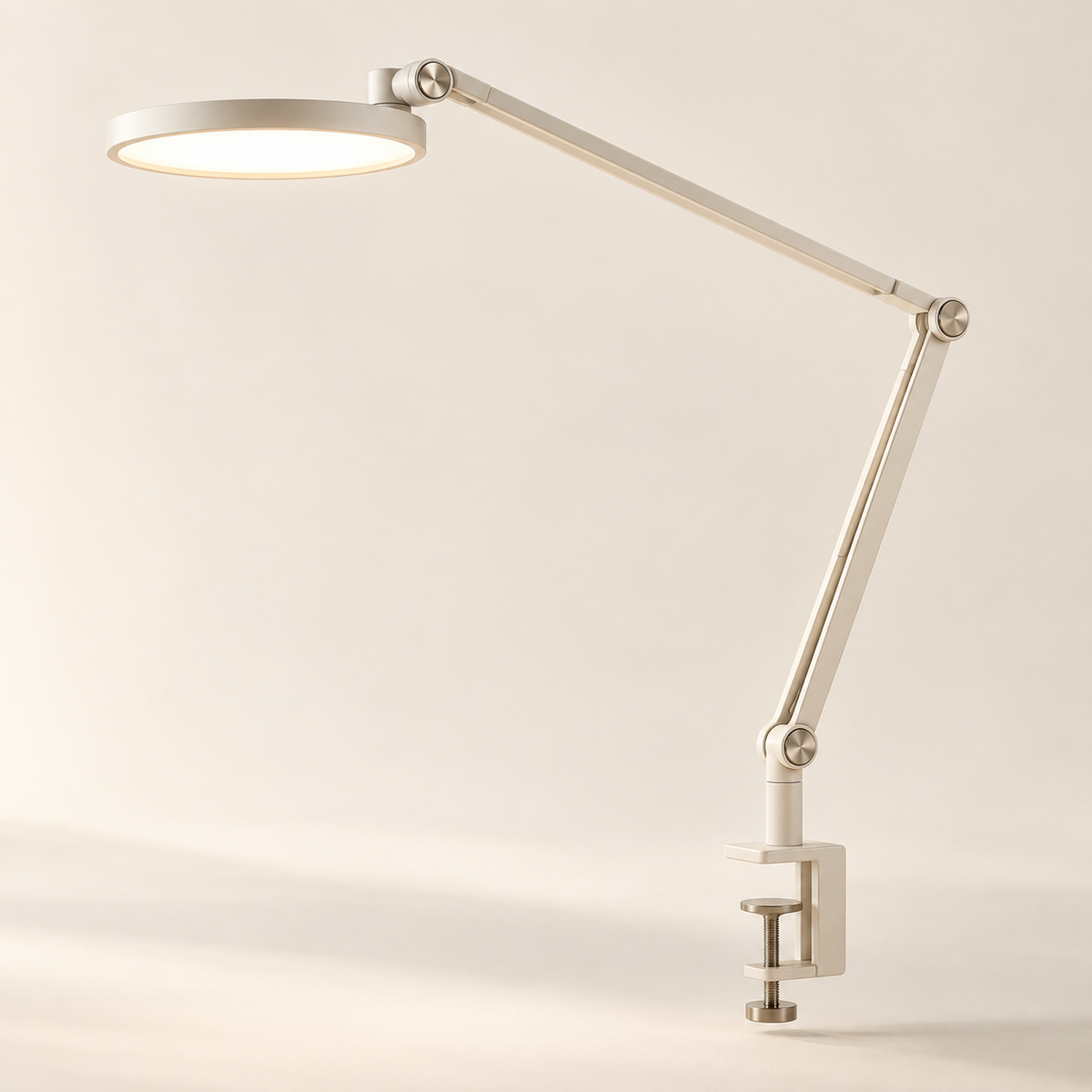 Daglicht klemlamp — conceptvisualisatie a.made Atelier