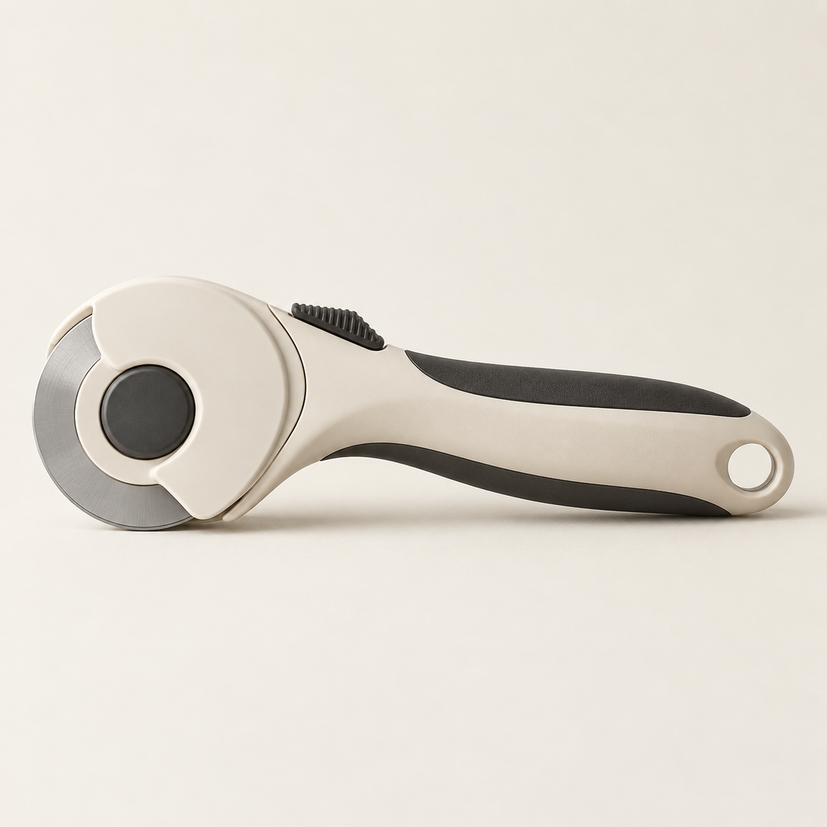 Rolmes 45 mm, ergonomisch — conceptvisualisatie a.made Atelier