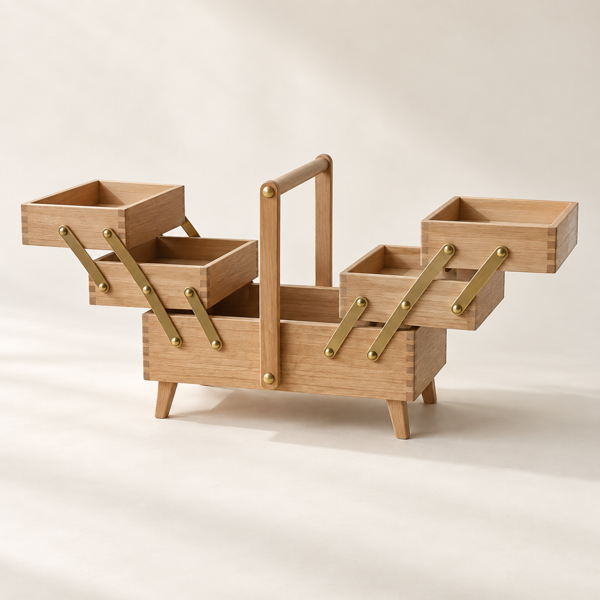 Houten naaikist met vakken — conceptvisualisatie a.made Atelier