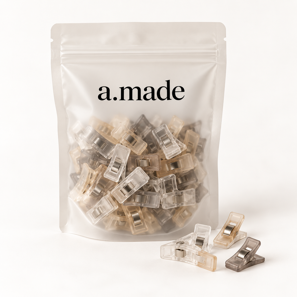 Ontwerpvisualisatie: Stofclips – 50 stuks in a.made materials verpakking